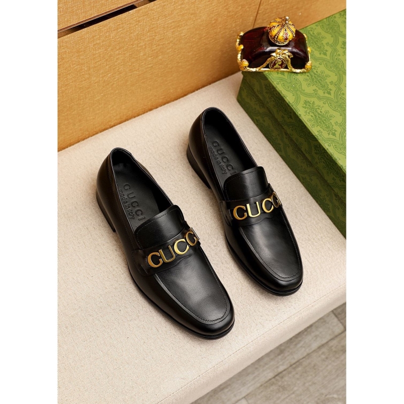 G*u*i leather shoes